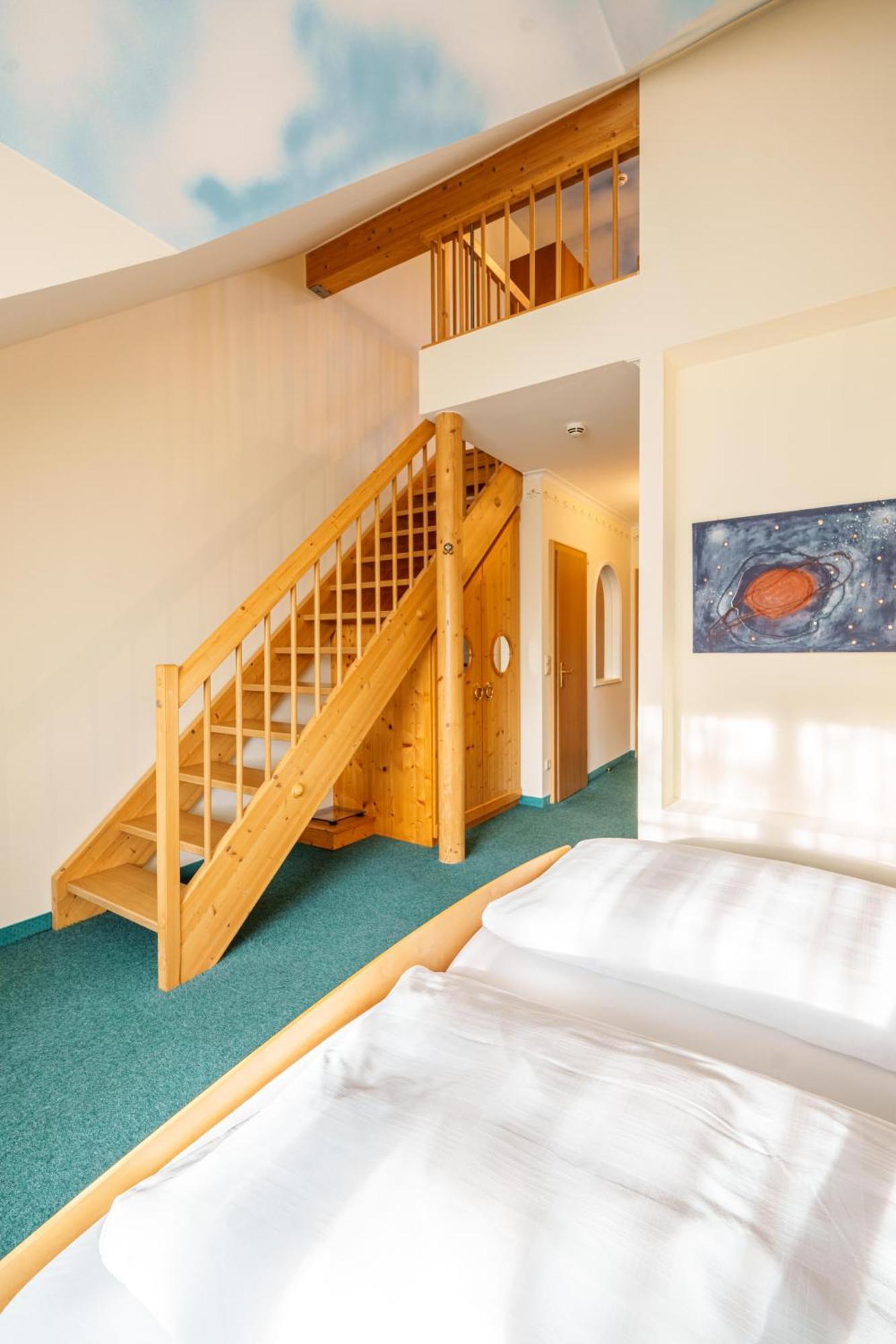 Koenig Ludwig Design Hotel Neu Zimmer Mit Sauna Oder Whirlpool Oder Mehr Altotting Luaran gambar